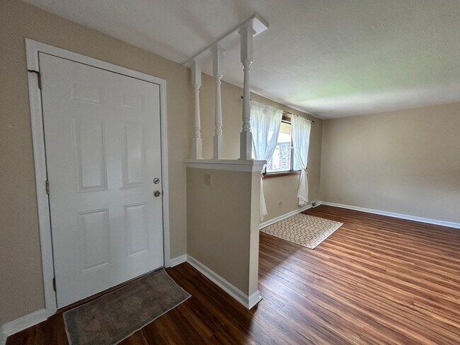 Foto del edificio - Recently Remodeled 2Bd/2Ba with Attached Garage in Longmont Duplex