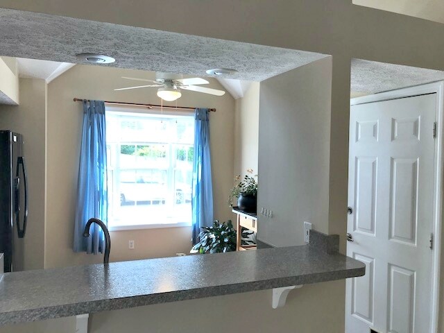 Foto del edificio - 3924 Seasons Point