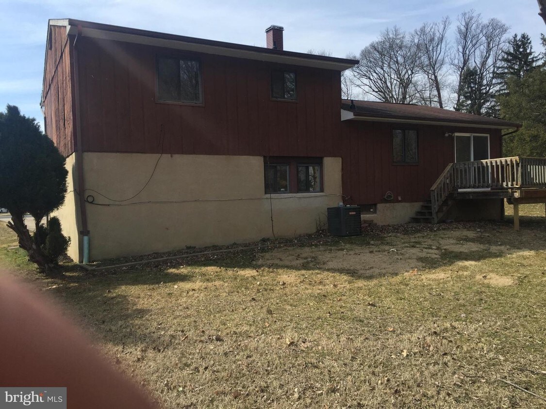 Primary Photo - 4101 Tiverton Rd