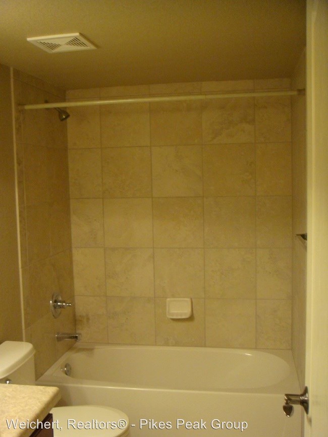 Foto del edificio - 3771 Homestead Ridge Hts