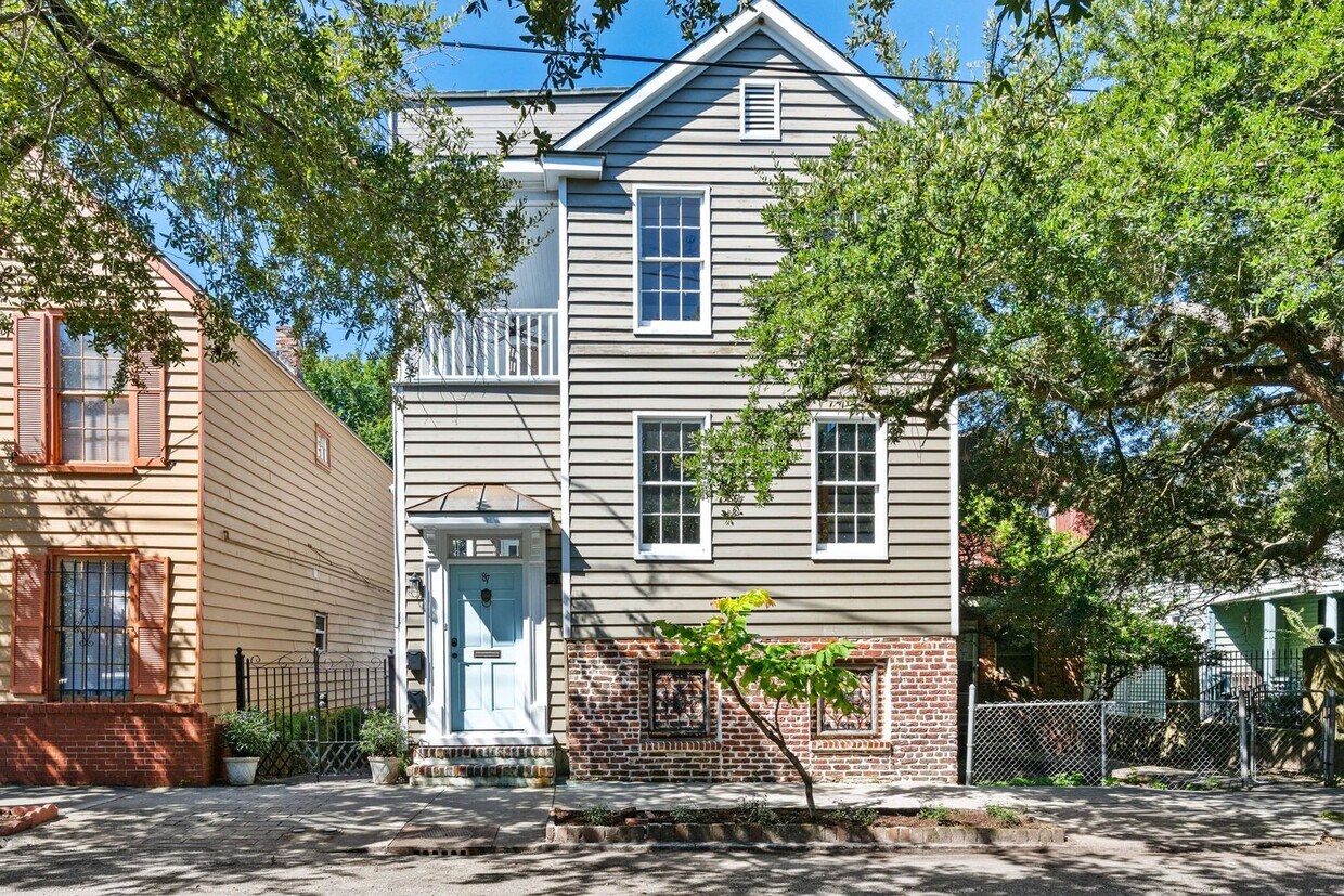 2 Bedroom 2 Bathroom in The Charleston Pen... - 2 Bedroom 2 Bathroom in The Charleston Pen...