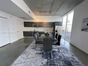 Building Photo - 151 SE 1st St