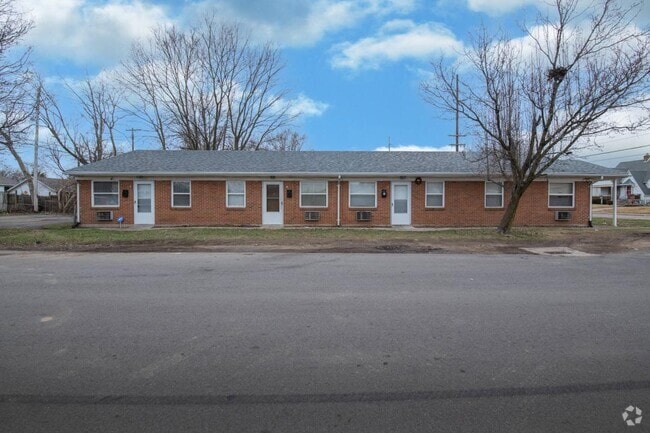 Building Photo - 446 E Siebenthaler Ave