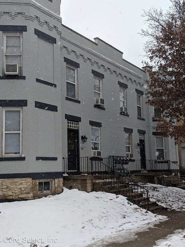 Foto del edificio - 1565 Highland St