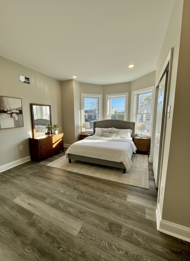 Building Photo - 6011 Master St