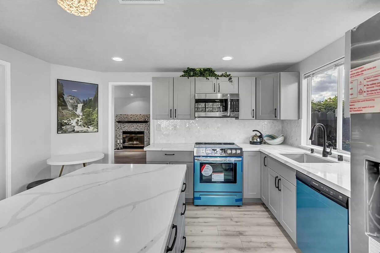 1500 Deerfield Cir, Roseville, CA 95747 House for Rent in Roseville