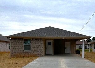 Building Photo - 1875 Stallings Rd