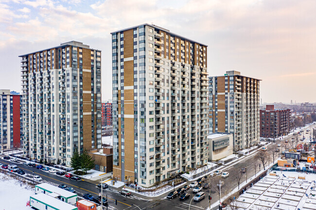 Building Photo - 1200 Saint-Jacques