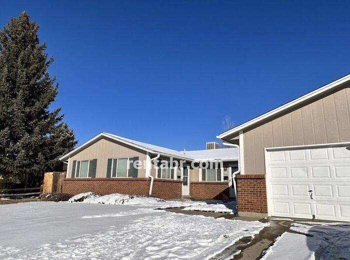 Primary Photo - Gorgeous Remodeled Duplex in Westminster-A...