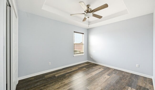 Foto del edificio - New Rental! Updated 3-bedroom/2 bath town home