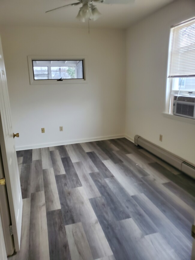 Bedroom - 181 Closter Dock Rd