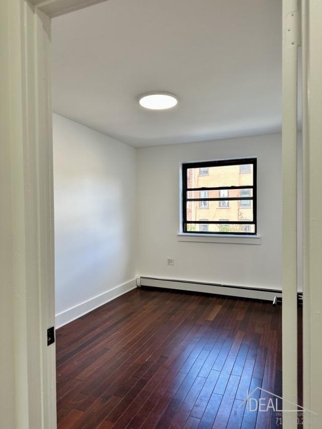 Foto del edificio - 2 bedroom in brooklyn NY 11221