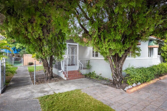 Foto del edificio - 282 NW 41st Ave