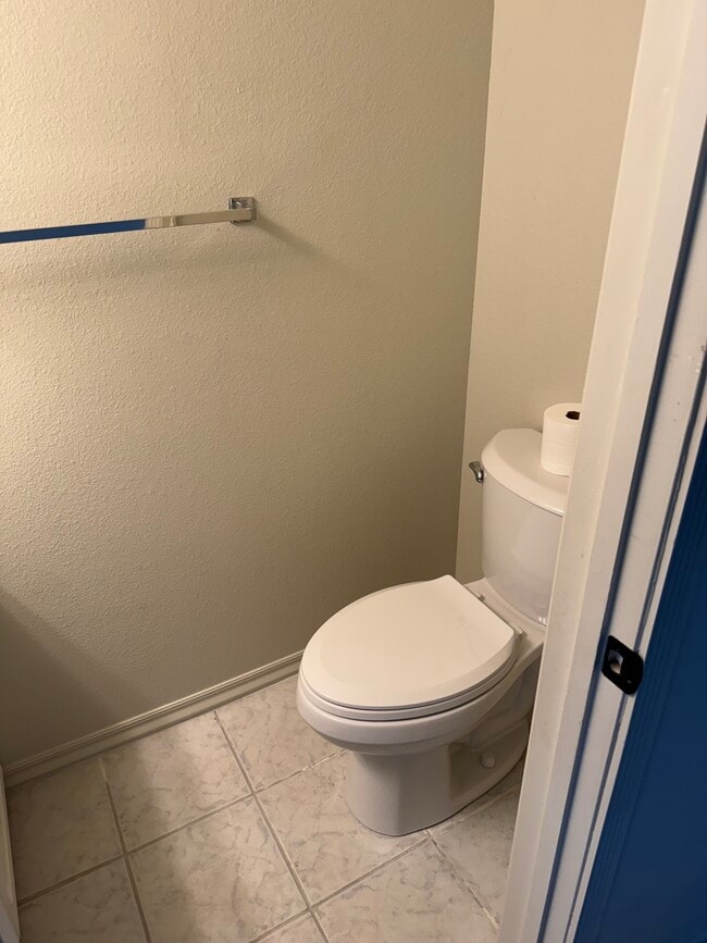 Updated fixtures - 3022 W 107th Pl