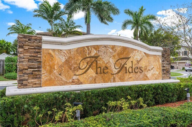 Foto del edificio - 9329 SW 227th Terrace