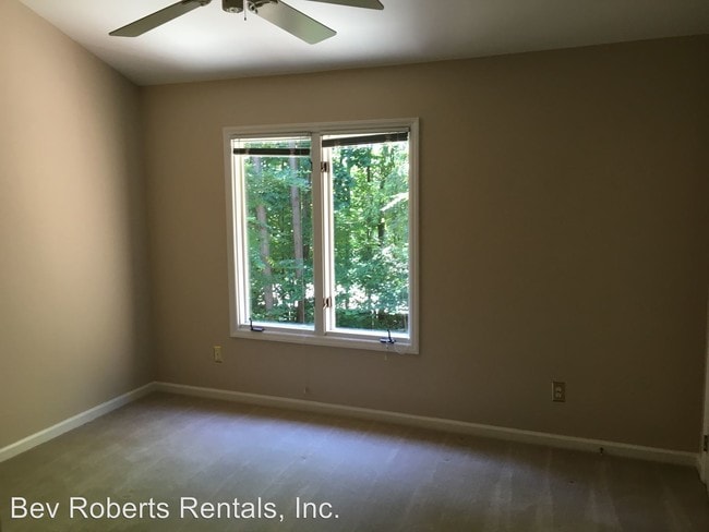 Building Photo - 4225 Sunscape Ln