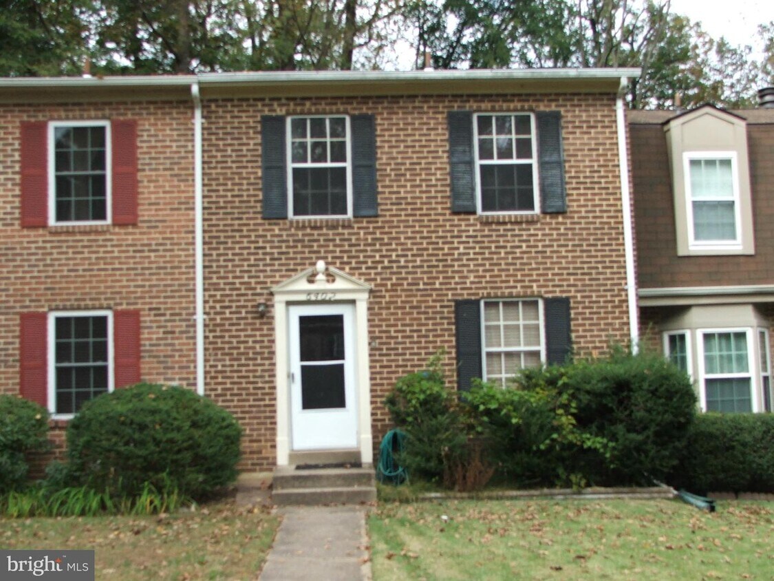 6402 Blarney Stone Ct, Springfield, VA 22152 Townhouse for Rent in Springfield, VA
