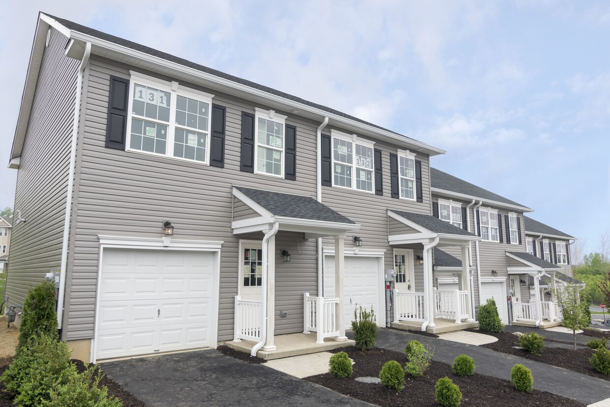 Primary Photo - 2063 Arey Ln