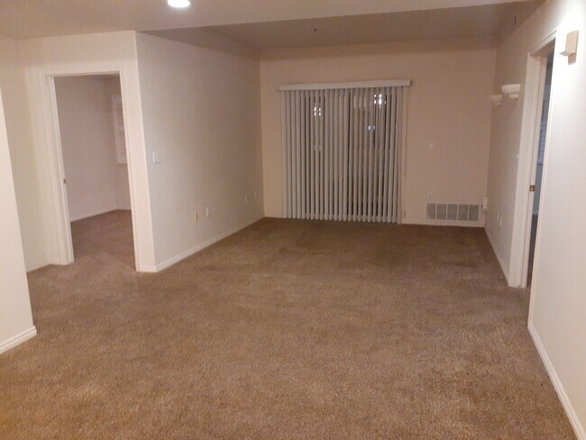 Foto del edificio - 11075 S Grape Arbor Pl