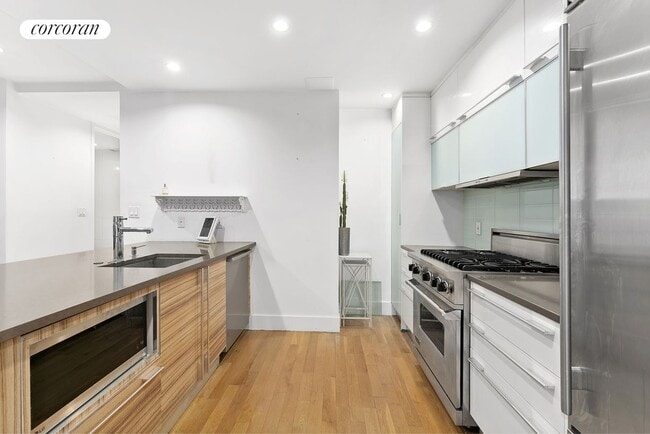 Building Photo - 117 W 123rd St