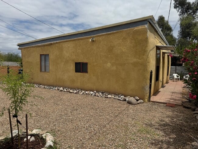 Building Photo - 29 N Melwood Ave