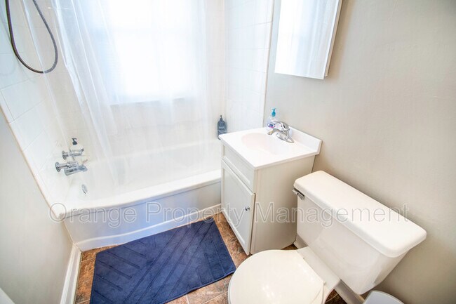 Foto del edificio - 820 N 46th St
