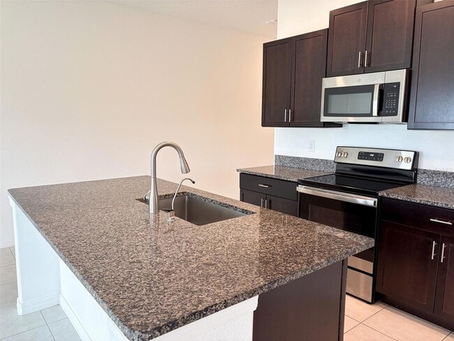 Foto del edificio - 5487 Blue Azure Dr