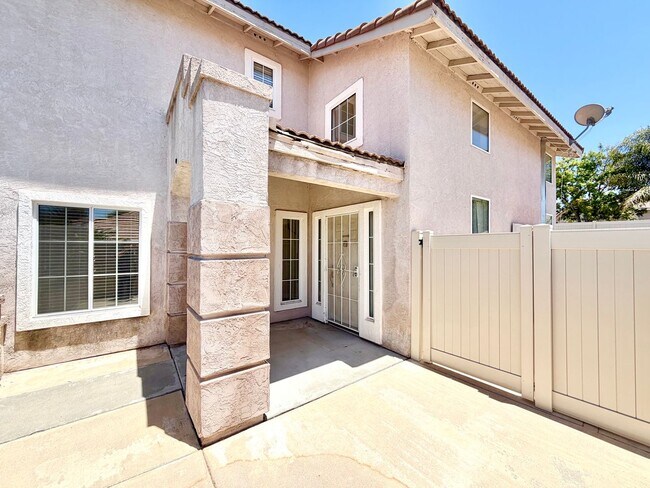 Building Photo - Spacious 5 Bedroom Home with 3 Car Garage & Primary Suite Balcony