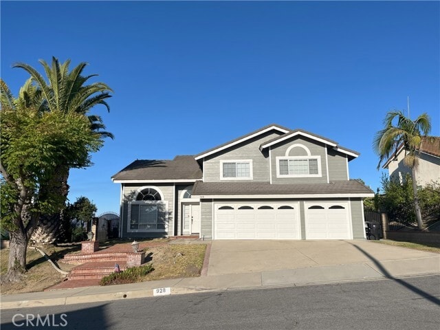 Building Photo - 928 Sunnyhill Pl