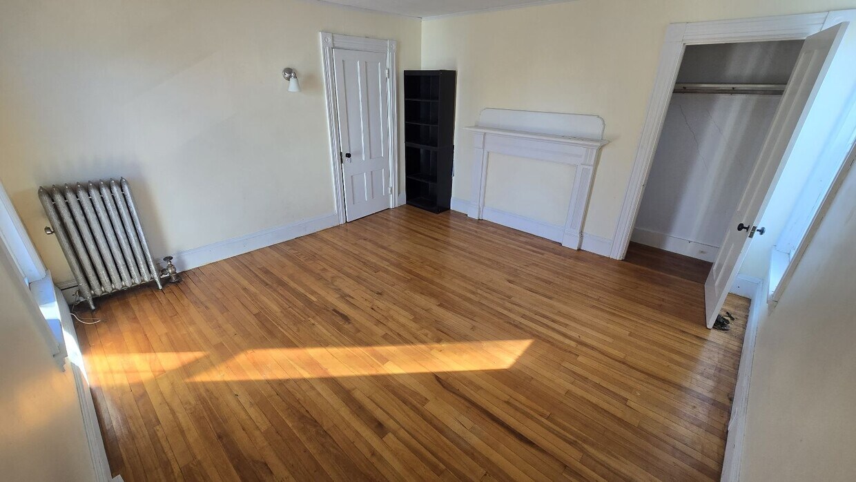 Foto principal - 49 S Spring St