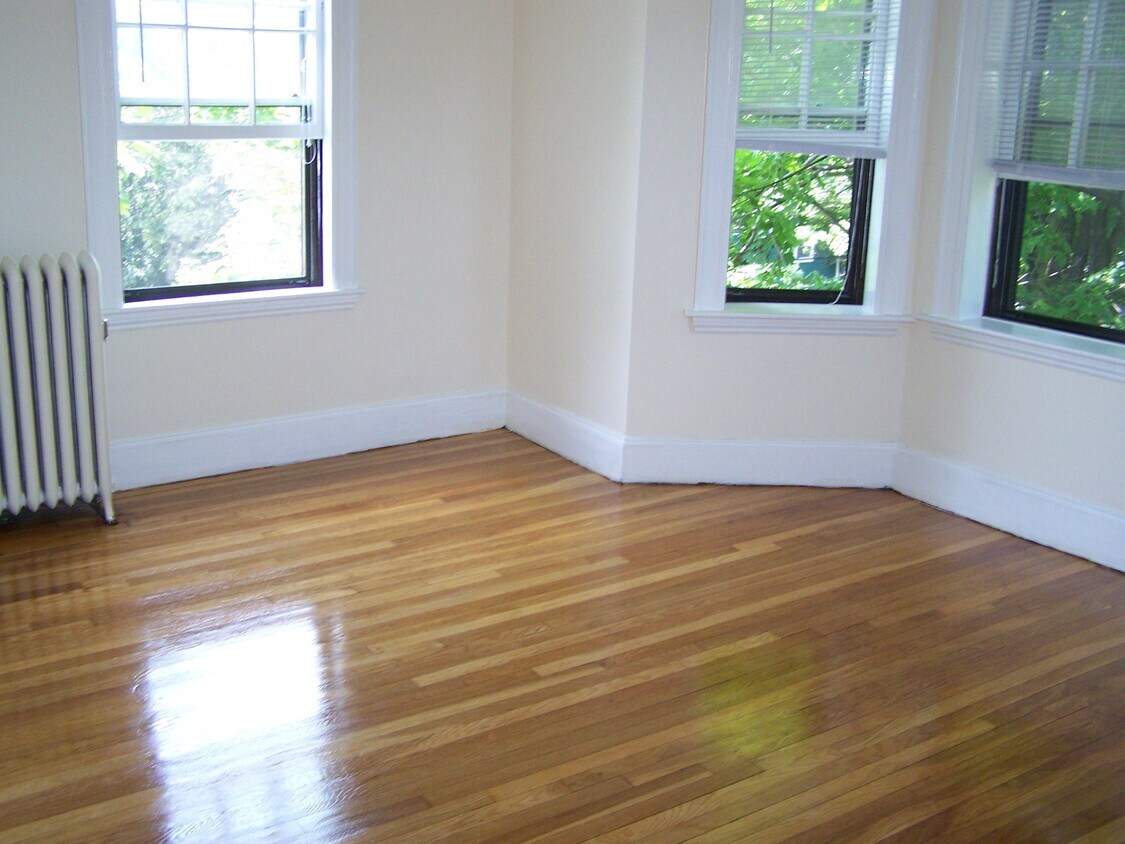 Foto principal - 51 Concord St