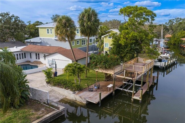 Building Photo - 2610 S Dundee St