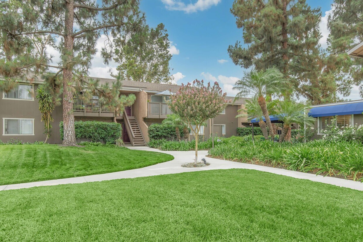 Orange Creek Apartment Homes Apartments in Orange, CA