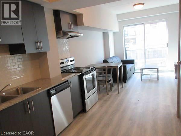 Photo du bâtiment - 275 Larch St