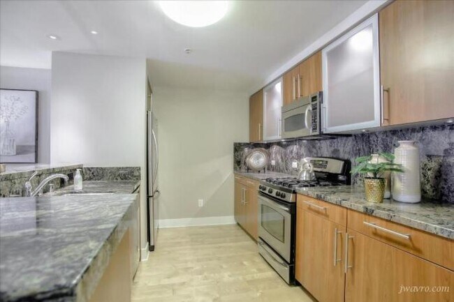 Foto del edificio - 2 bedroom in San Francisco CA 94105