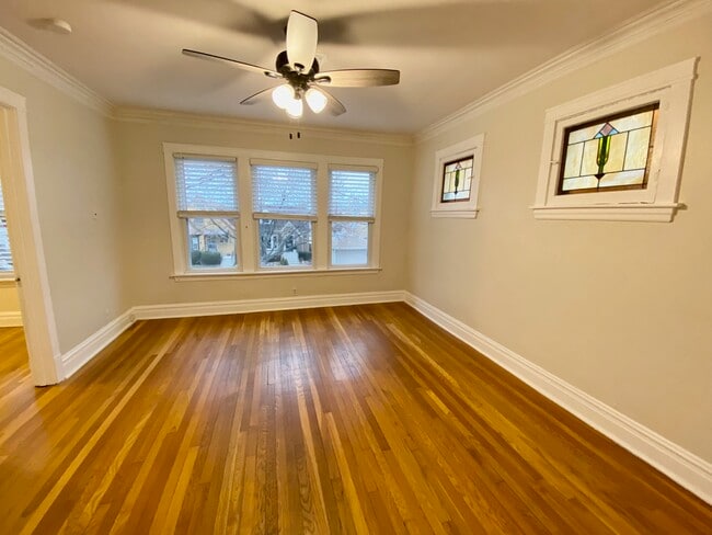 Living Room - 5685 W Goodman St