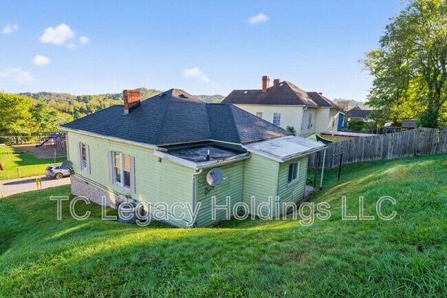 Foto del edificio - 1627 W Pike St