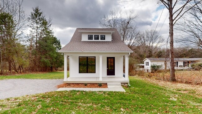 Building Photo - 232 Twin Cove Dr
