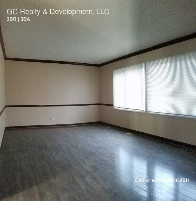 Building Photo - 1121 Court G