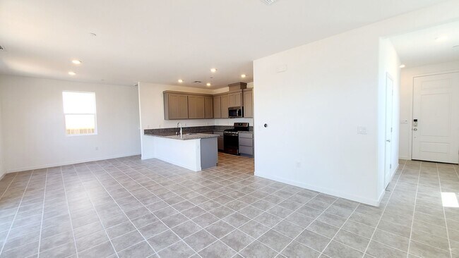 Foto del edificio - Beautiful Brand New Construction / Single ...