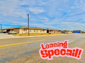 Building Photo - 2117 E Broadway