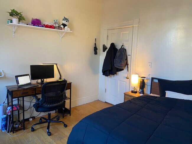 Your bedroom Part 2 - 1550 Tremont St
