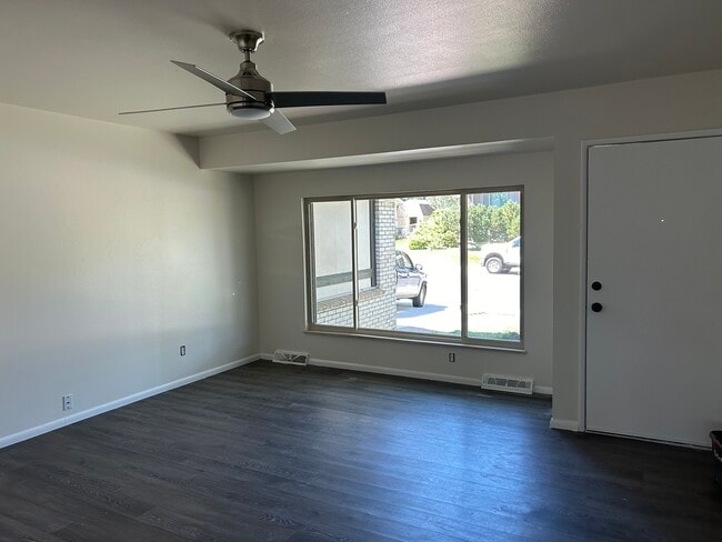 Living room - 12512 W Florida Dr