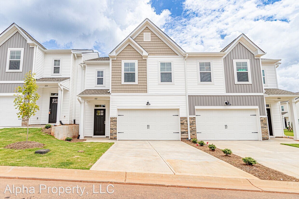 Primary Photo - 3 br, 2.5 bath House - 102 Sweet Almond Ct