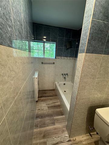 Foto del edificio - 9103 Bluecrest Dr