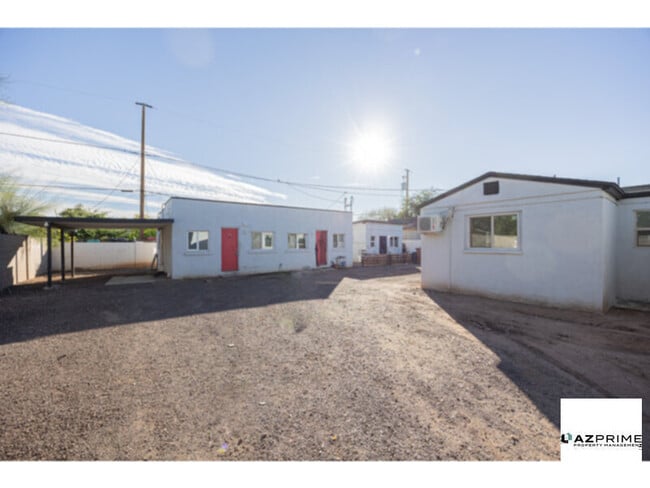 $1095 OFF FIRST MONTH'S RENT MOVE IN SPECIAL! - $1095 OFF FIRST MONTH'S RENT MOVE IN SPECIAL! House