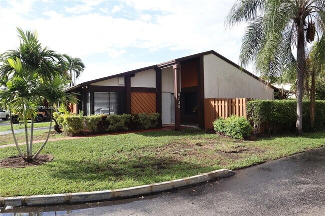 Building Photo - 9730 SW 148th Ave