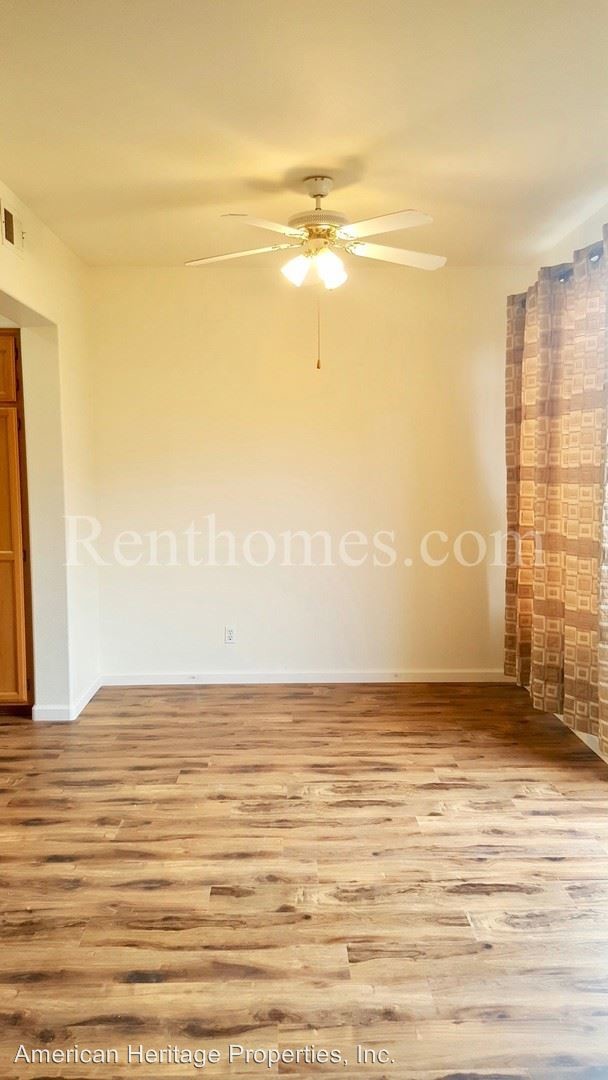 Foto del edificio - 2 br, 2.5 bath House - 12490 Creekview Drive