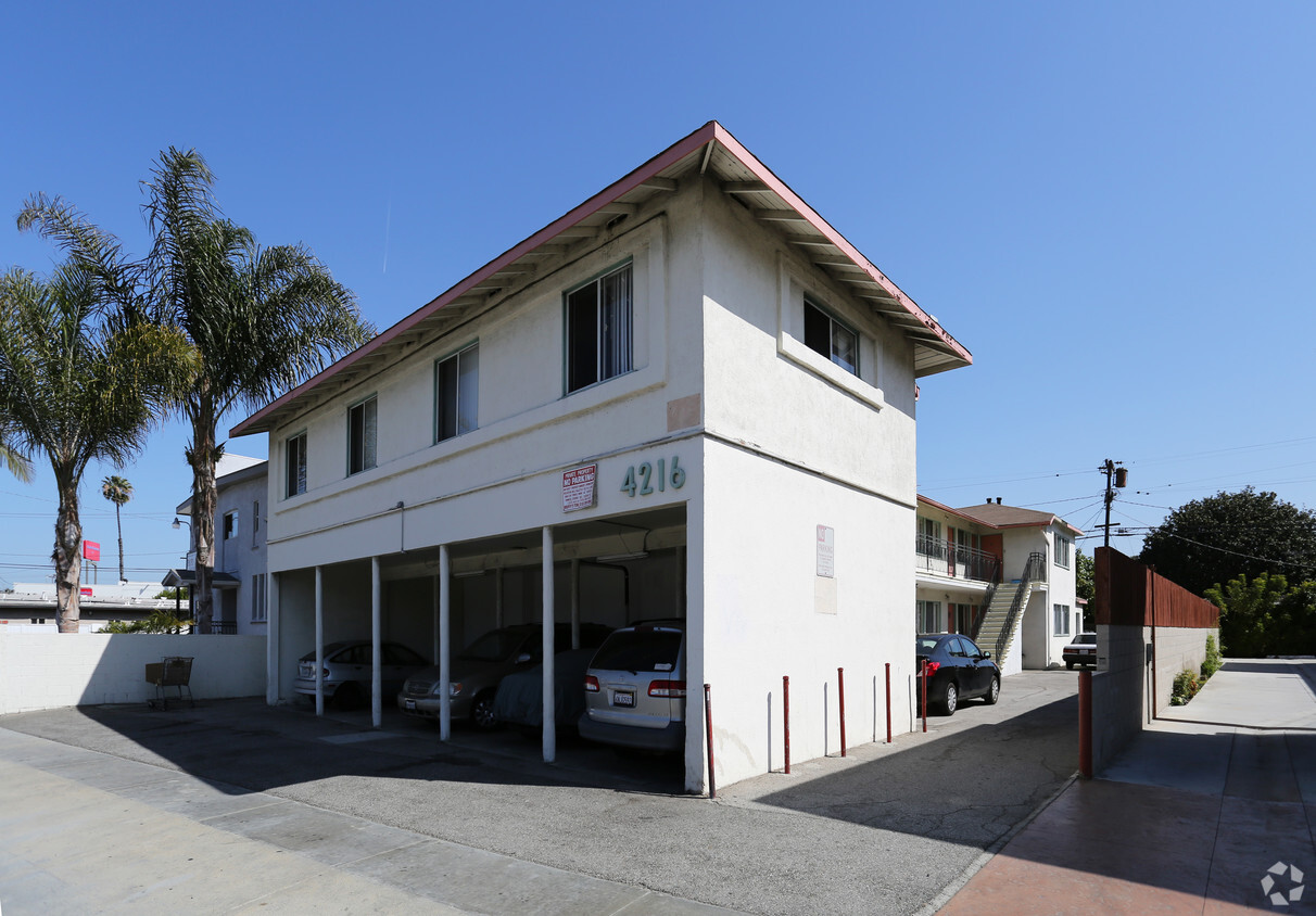 Primary Photo - 4216 S Centinela Ave