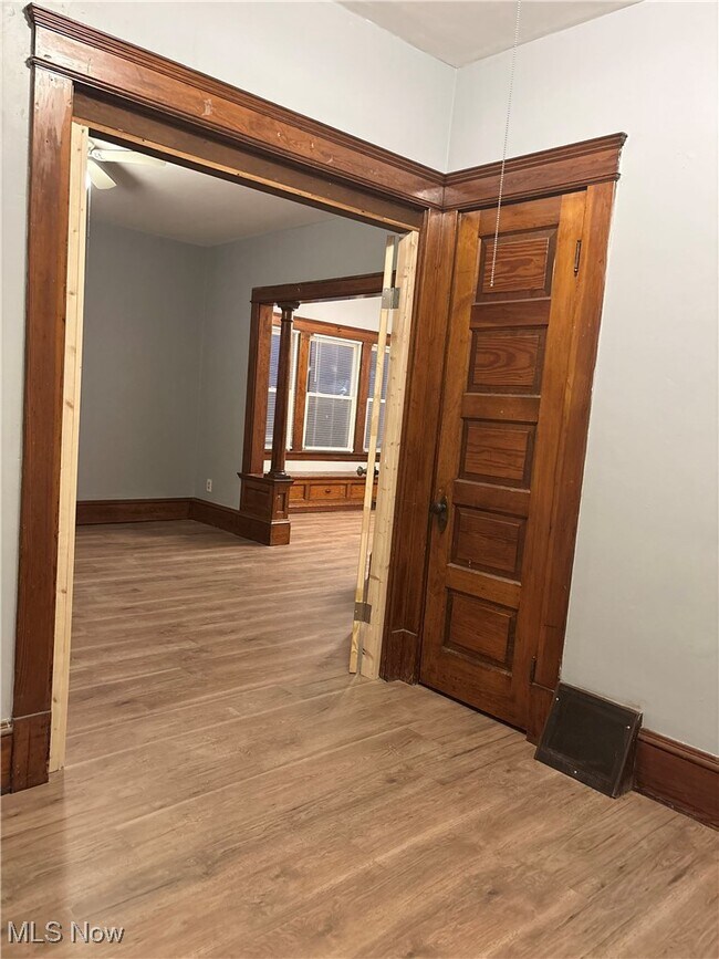 Foto del edificio - 7523 Osage Ave